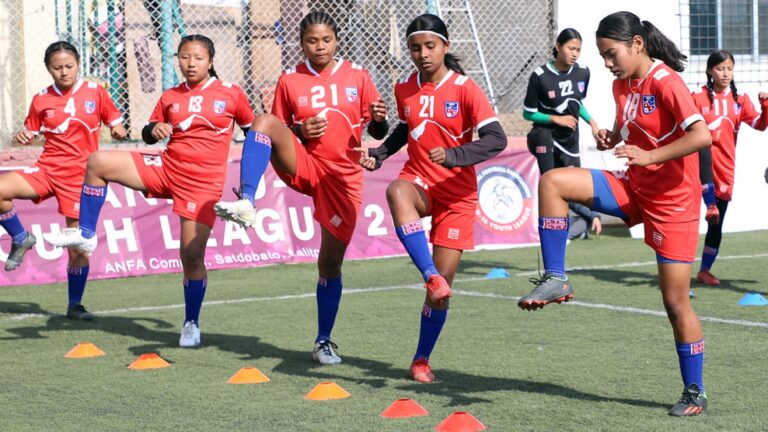u-16-footballl-teem-nepal-woman