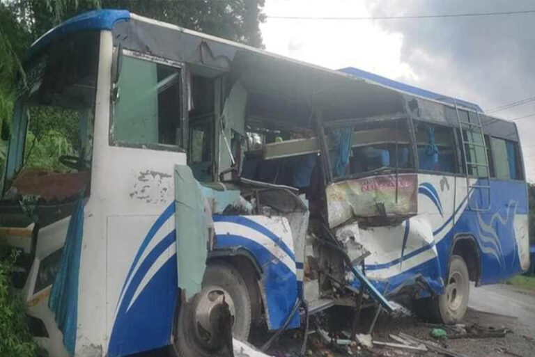 bus accident chitawon